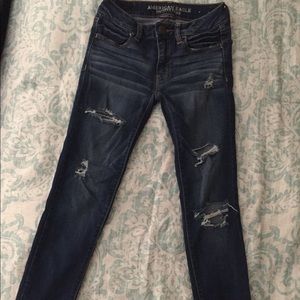 American Eagle dark wash distressed skinny jeans